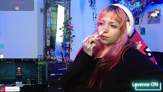 MaryJannes's cam snapshot