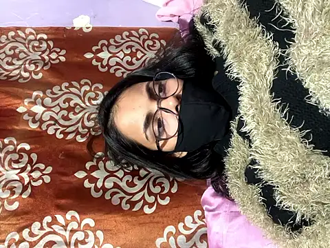 Sandhya_77's cam snapshot