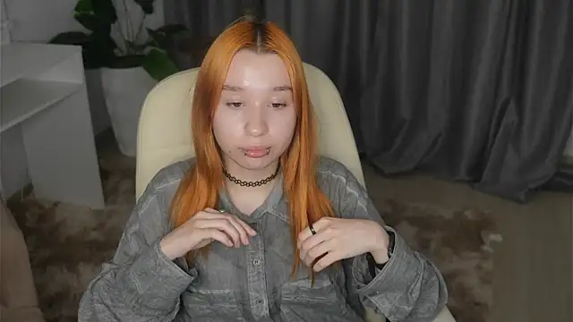 NelleCaram's cam snapshot