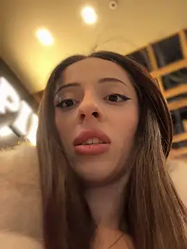 Iwantyuu live sex cam