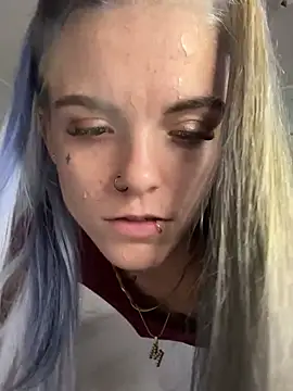 ittybittymeryssa live sex cam