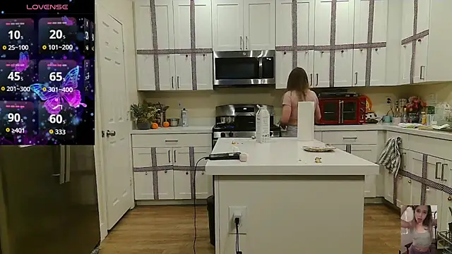 Blondiewithanass's cam snapshot