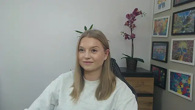 Mysteryerica's cam snapshot