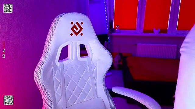 mon_lola's cam snapshot