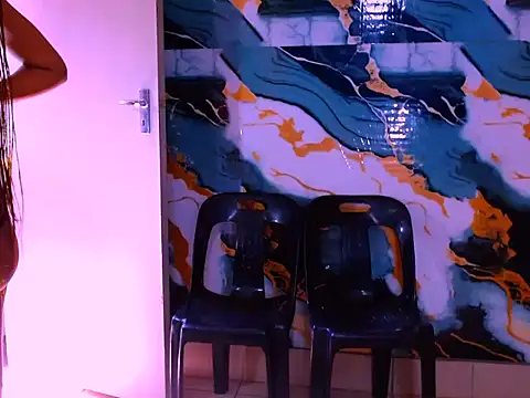 ebonypretty4u69's cam snapshot