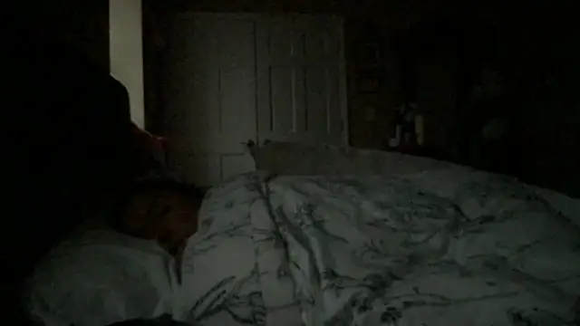 mooviebaby's cam snapshot