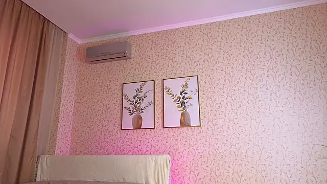 AveloriaLove's cam snapshot