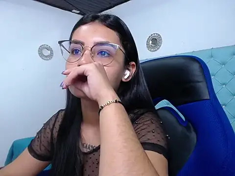 kathe-mills235 live sex cam