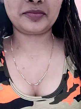 Wild-janvi live sex cam