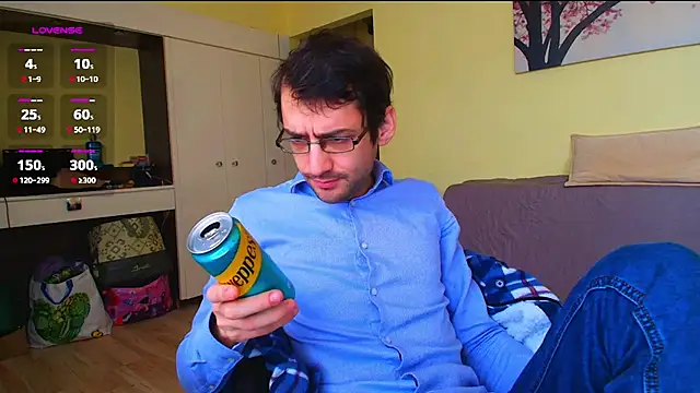 HungEddy's cam snapshot