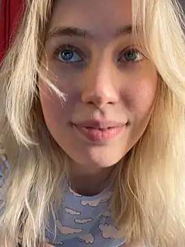 LovelyMiu live sex cam