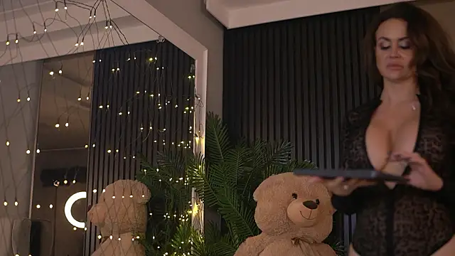 LuxenNoir's cam snapshot