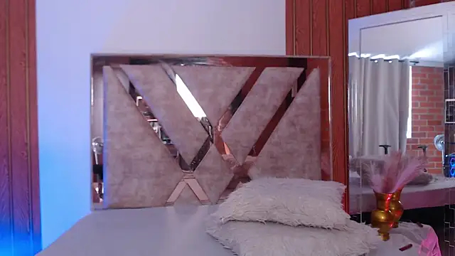 AGATHAA_WHITE's cam snapshot