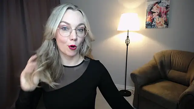 Ava_Elior's cam snapshot