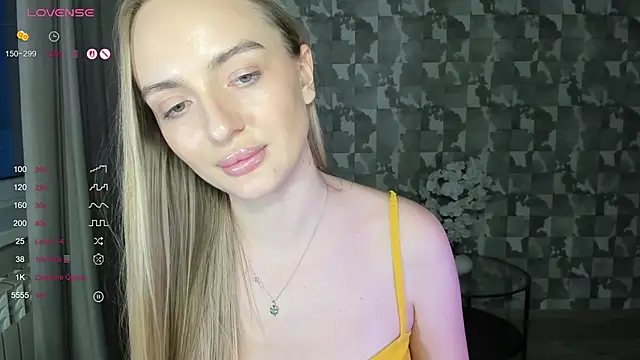 A_delina's cam snapshot