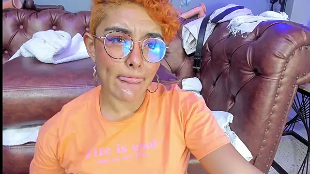 Kaira_mosse's cam snapshot