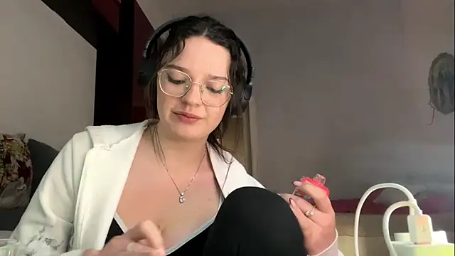 Leilla_Marusel's cam snapshot