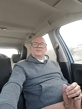 Car-public live sex cam