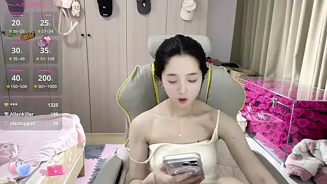 OiOi-666 live sex cam