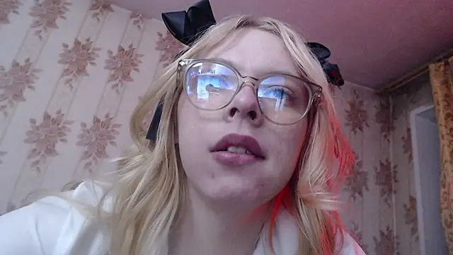 Cutie_Bambi live sex cam