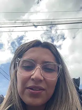 Isabella_Varella live sex cam