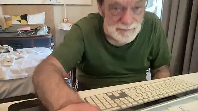 coach-karl's cam snapshot