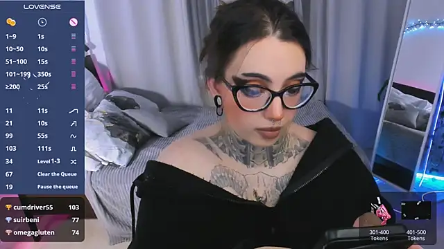 Dixi_Pixi_'s cam snapshot