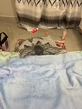 Nicole_bash's cam snapshot