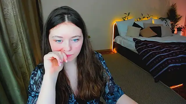 AlluringLookk live sex cam