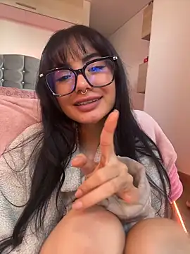 _Lucycherry live sex cam