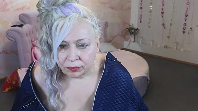 Penelope_Pinky's cam snapshot