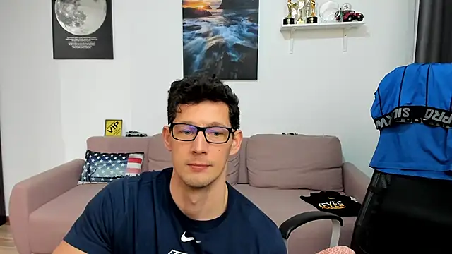 BrutusK08 live sex cam