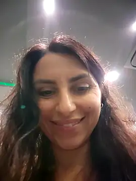 Izabella_Bella live sex cam