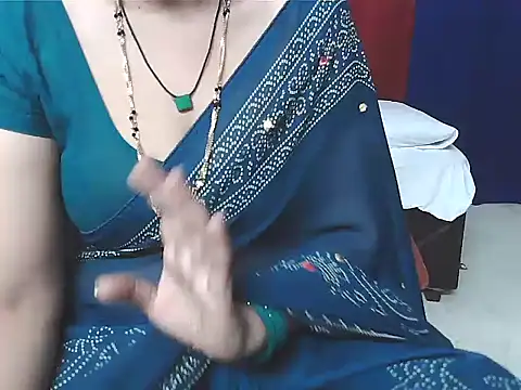 sunitha-3's cam snapshot