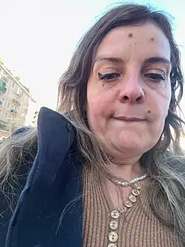 Sunbelxx live sex cam