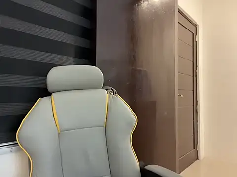 enourmousSAM live sex cam