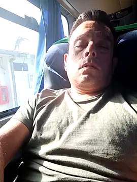 chicoguapo8 live sex cam