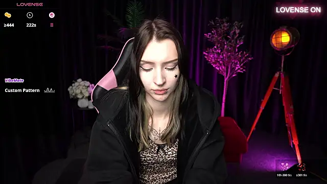 Trix_Void's cam snapshot