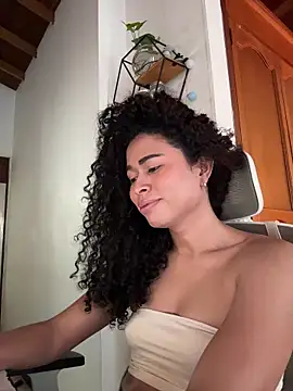 GabriSaenz live sex cam
