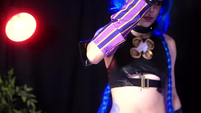 Bella-Franco's cam snapshot