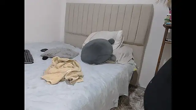 Stepmom_slut_50's cam snapshot