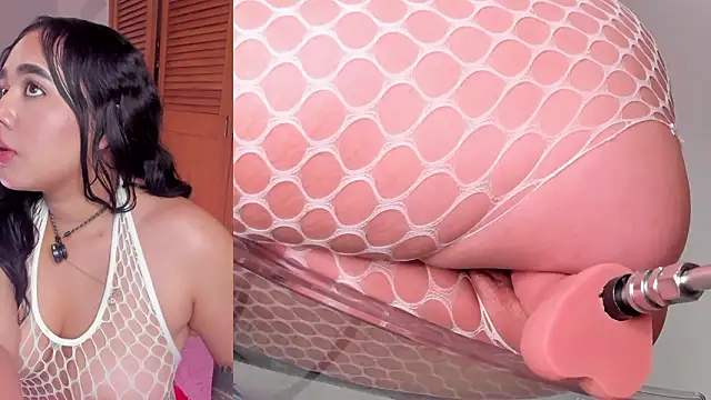 zoe_backer's cam snapshot