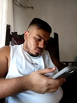 Naughty_Charly's cam snapshot