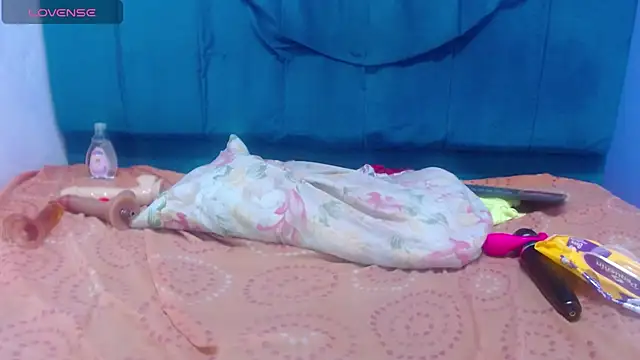 andrea_lopeez's cam snapshot