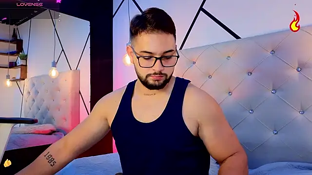 Andrew_Brown live sex cam