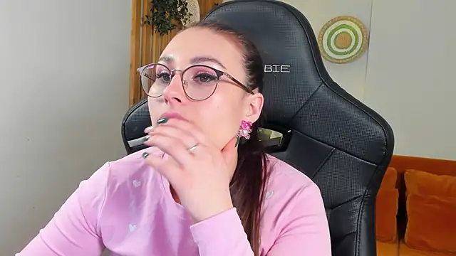 NoraFoxes's cam snapshot