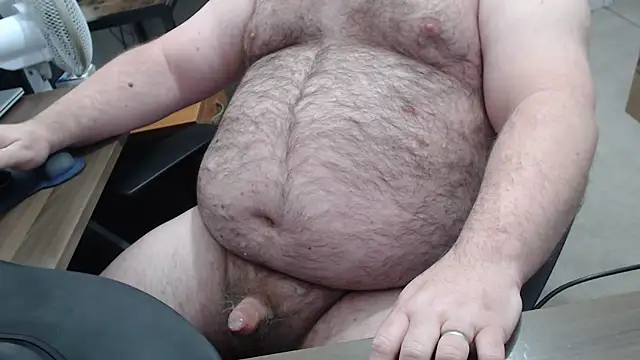 SmallBearUK live sex cam