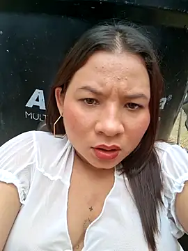 hot-mom22 live sex cam