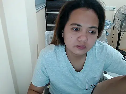 xTheLastVIRGINx's cam snapshot