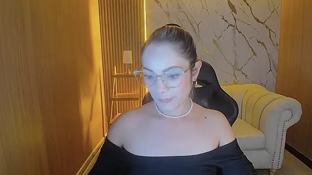 sofia_nova_tf's cam snapshot